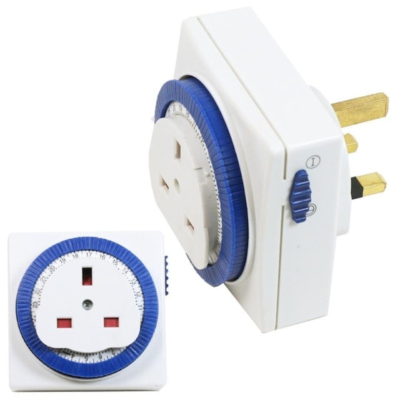 Status 24 Hour Plug In Timer Switch