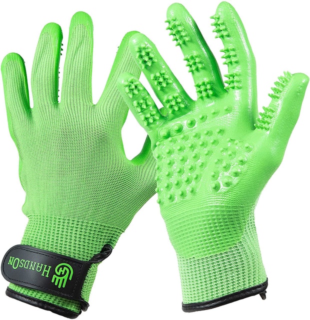 Grooming Gloves 1