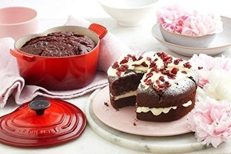 Cast Iron Heart-Shaped Casserole Dish 4