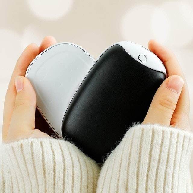 10 Best Reusable Hand Warmers UK 2024 | Wohooh, Zippo, and More 3