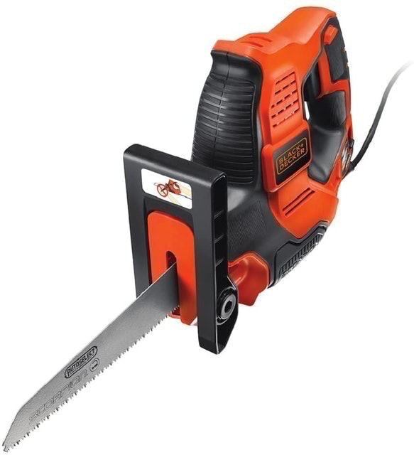10 Best Hand Saws UK 2024 | Stanley, DeWalt and More 3