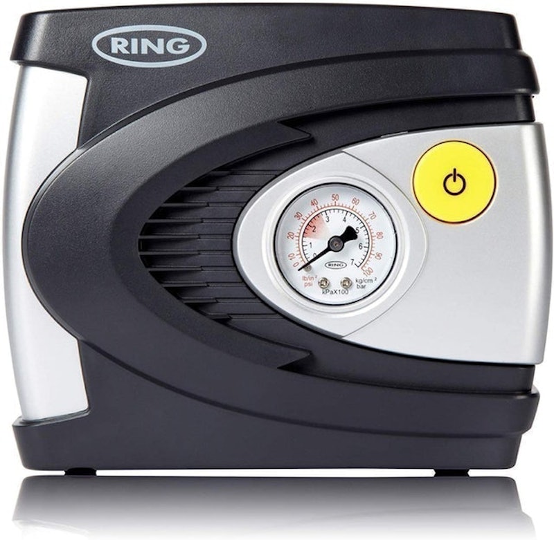 In-Car Air Compressor 1