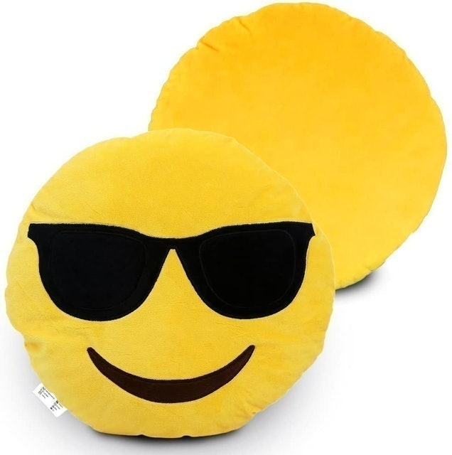 Smile Emoticon Cushion 1