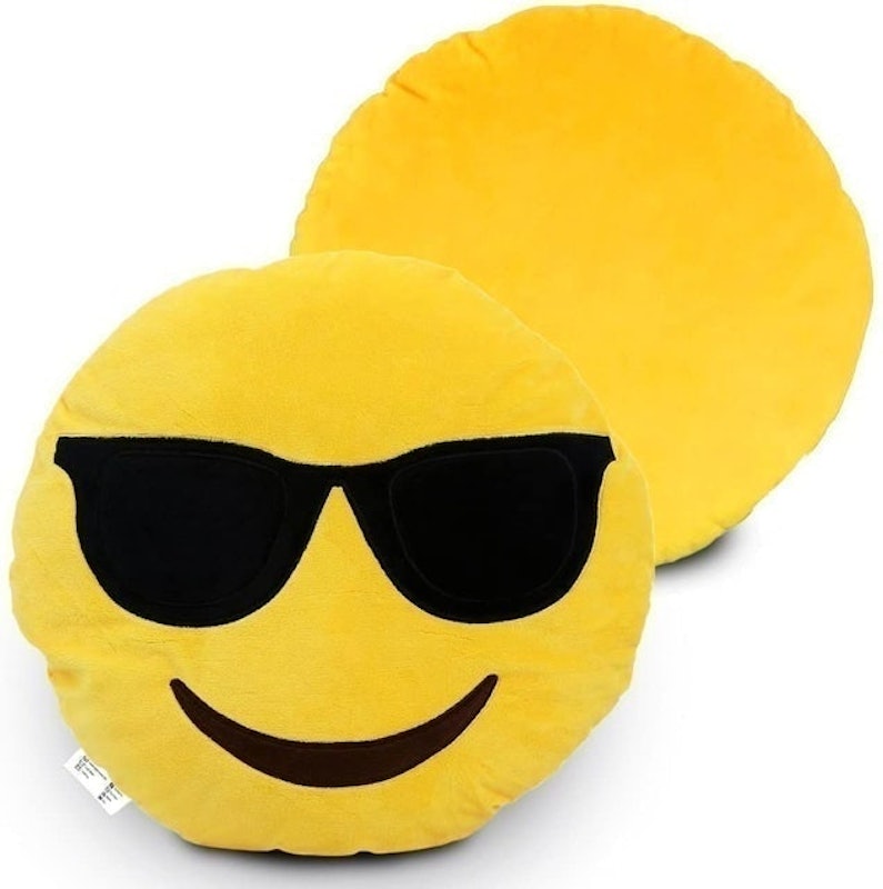Smile Emoticon Cushion 1