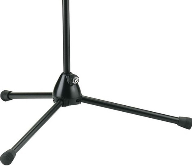 210/9 Microphone Stand 2