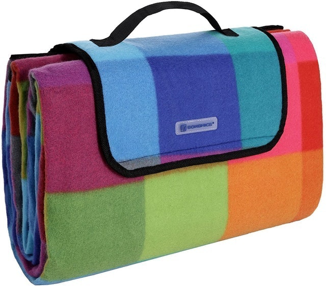 10 Best Picnic Blankets UK 2024 | Sophie Allport, Argos Home and More 2