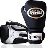 10 Best Boxing Gloves for Kids UK 2024 | RDX, Adidas and More 3