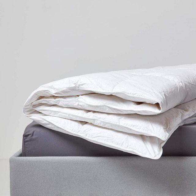 White Goose Feather & Down Duvet 2