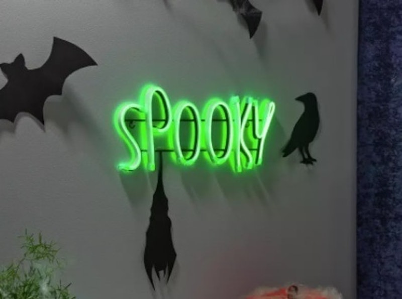 Neon Halloween 'Spooky' Light 2