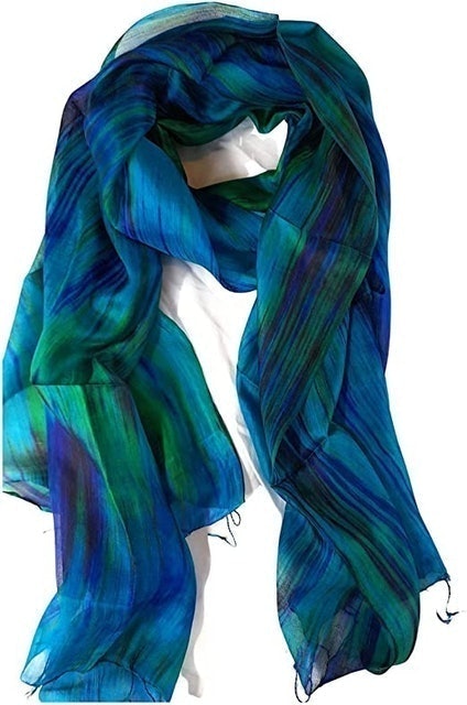 10 Best Scarves for Women 2024 | UK Wardrobe Concierge Reviewed 3