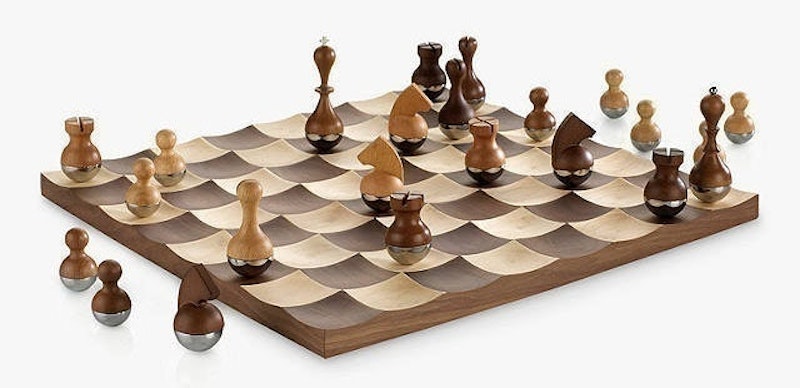 Wobble Wood Chess Set 1