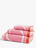 10 Best Bath Towels UK 2024 | John Lewis, Orla Kiely and More 5