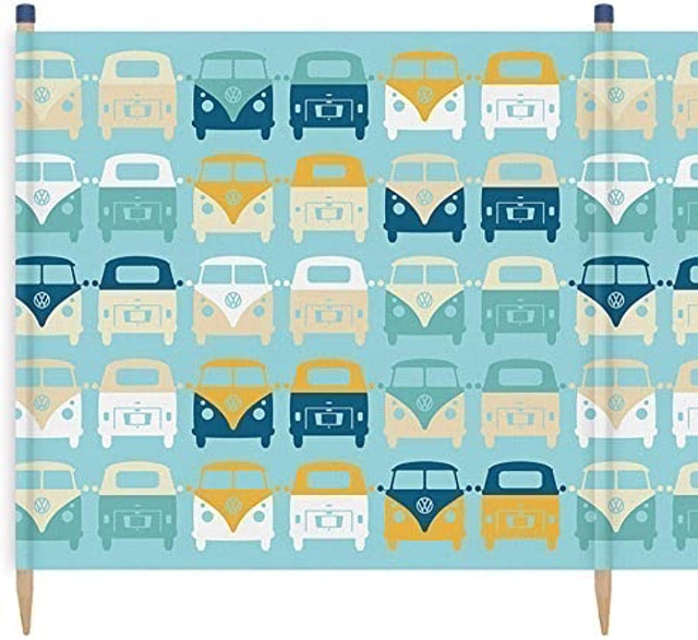 10 Best Windbreaks for the Beach UK 2024 | Berghaus, Hi-Gear and More 5