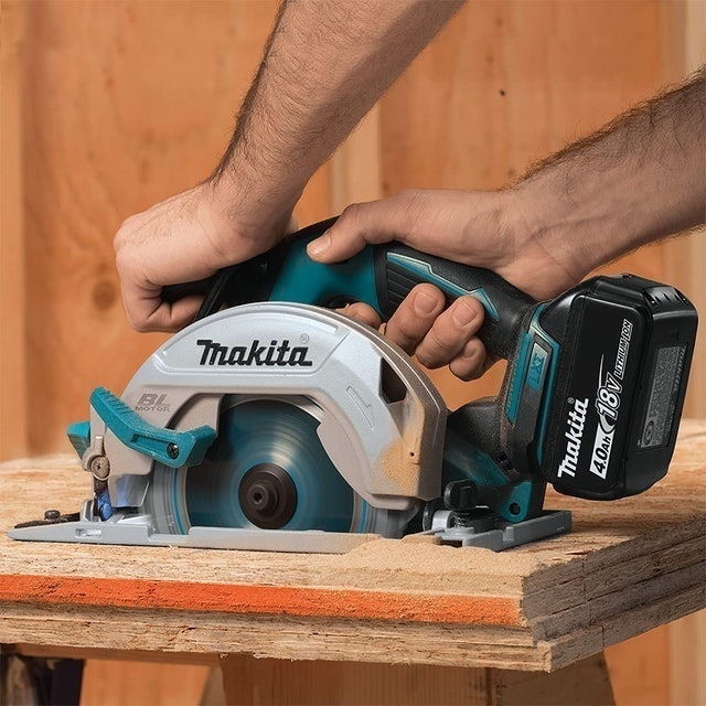 Brushless Circular Saw 3