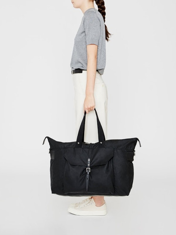 Freddie Waxed Cotton Holdall in Black 2