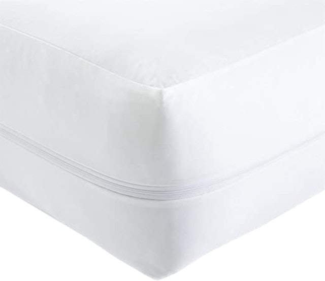 Total Encasement Protector Cover 1