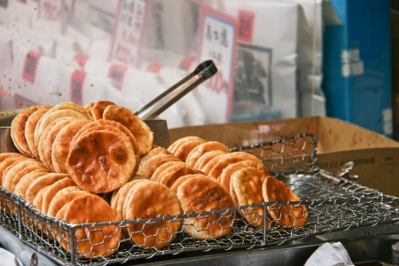 Savoury or Sweet? Decide What Type of Japanese Snack You Fancy Trying