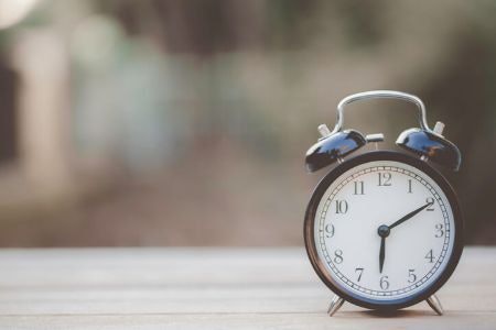Look For a WiFi Radio Alarm Clock to Wake Up to Your Favourite Stations