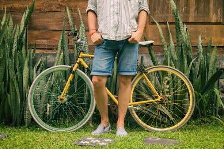 Go For a Medium to Light Wash for a Casual Look, or a Darker Denim for Something a Little Smarter