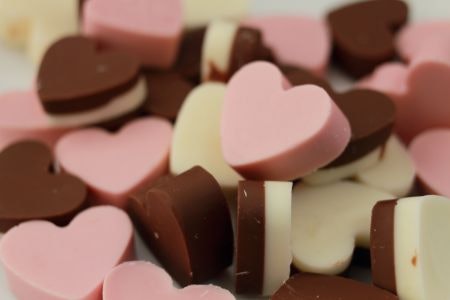 Pick an Oil-Based Food Colouring for Creative Chocolates