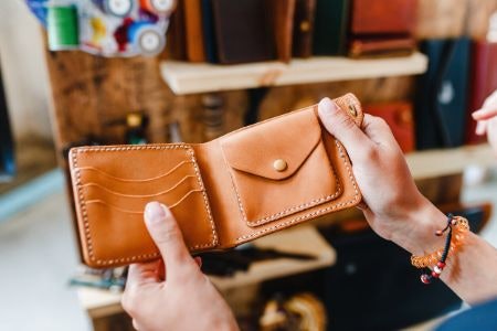 Decide Whether You Want a Coin Pocket on Your Wallet