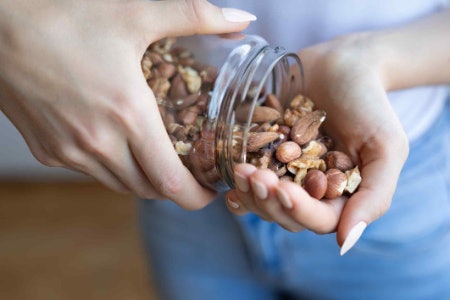 Choose Ingredients High in Soluble Fibre to Help You Stay Full, and Insoluble Fibre for Healthy Bowel Movements