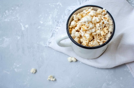 Select Snacks With at Least 6 g of Fibre per 100 g