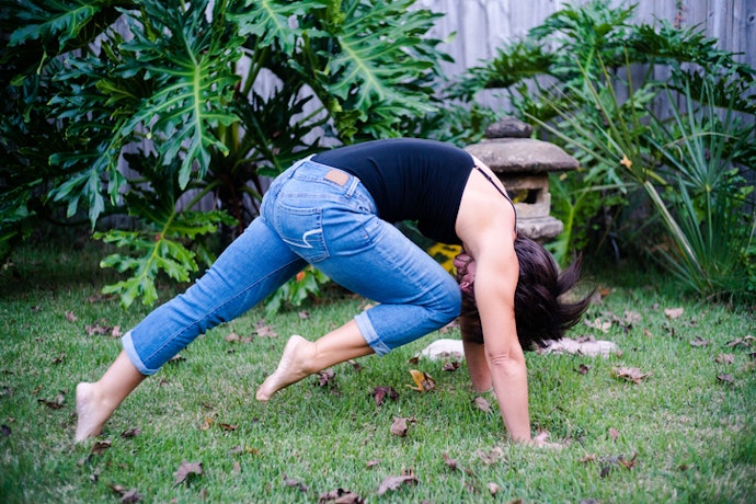 100% Cotton or a Blended Fabric? Choose the Material Based on How Much Stretch You Want