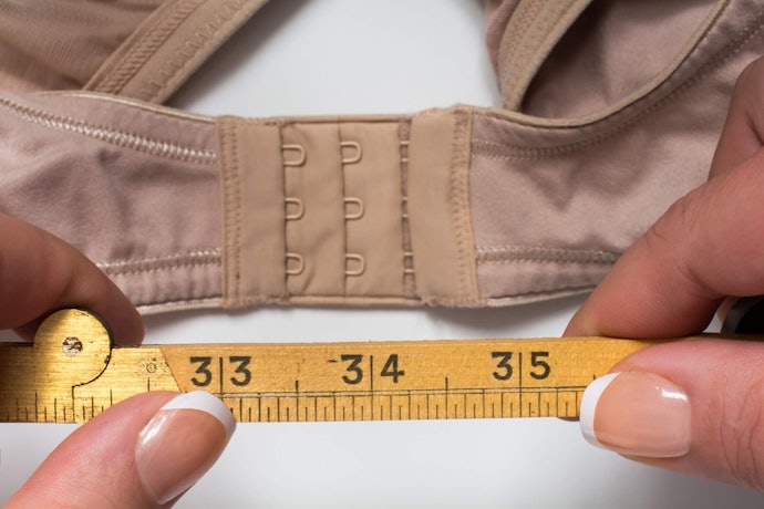 Check the Cup-to-Band Ratio ― A Larger Bust Doesn't Always Require a Bigger Band