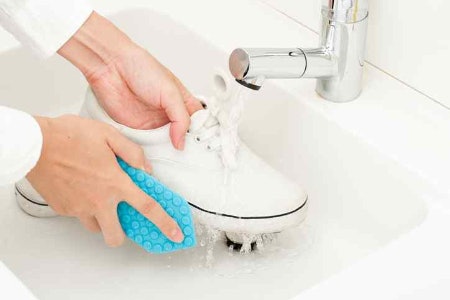 Trainers Get Dirty, So Check How to Clean Them