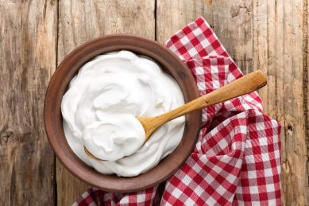 For the Healthiest Yogurts, Choose Ones Containing Fewer Ingredients Such as Natural Greek Yogurt