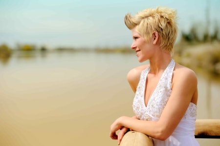 Select a Sleeveless Halter Neck if You Have Broad Shoulders