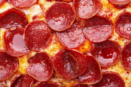 If Smoked Sausage Is Your Ultimate Favourite, Pick a Gluten-Free Pepperoni or Salami Pizza