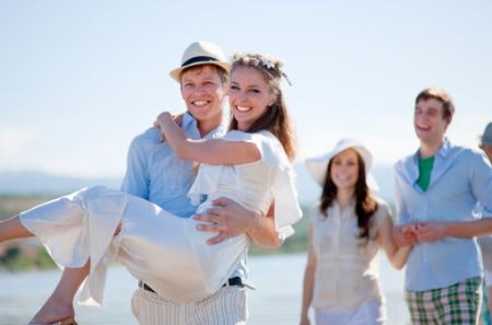 Hats Worn at Casual Weddings Can Be More Whimsical (and Affordable!)