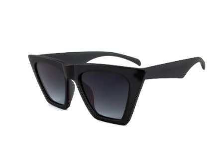 If You Have a Round Face, Look for Sunglasses With Angular Lines