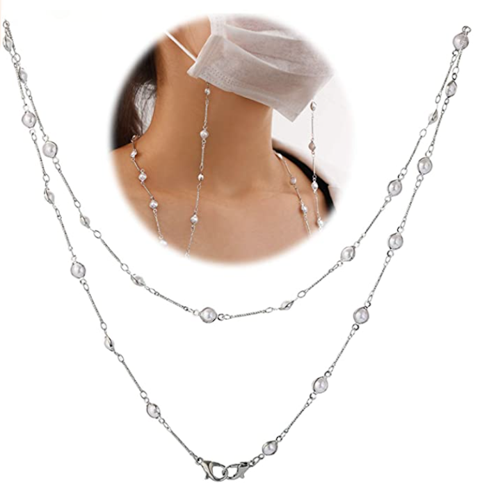Chains Are Fashionable and Convenient