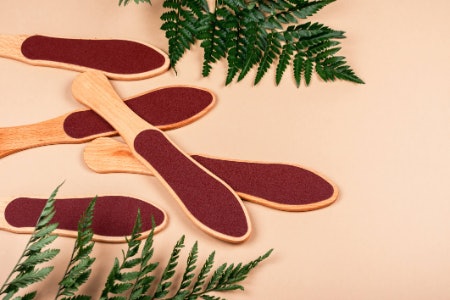 For a Budget-Friendly Option and a Satisfying Scrub, Pick Manual Foot Files